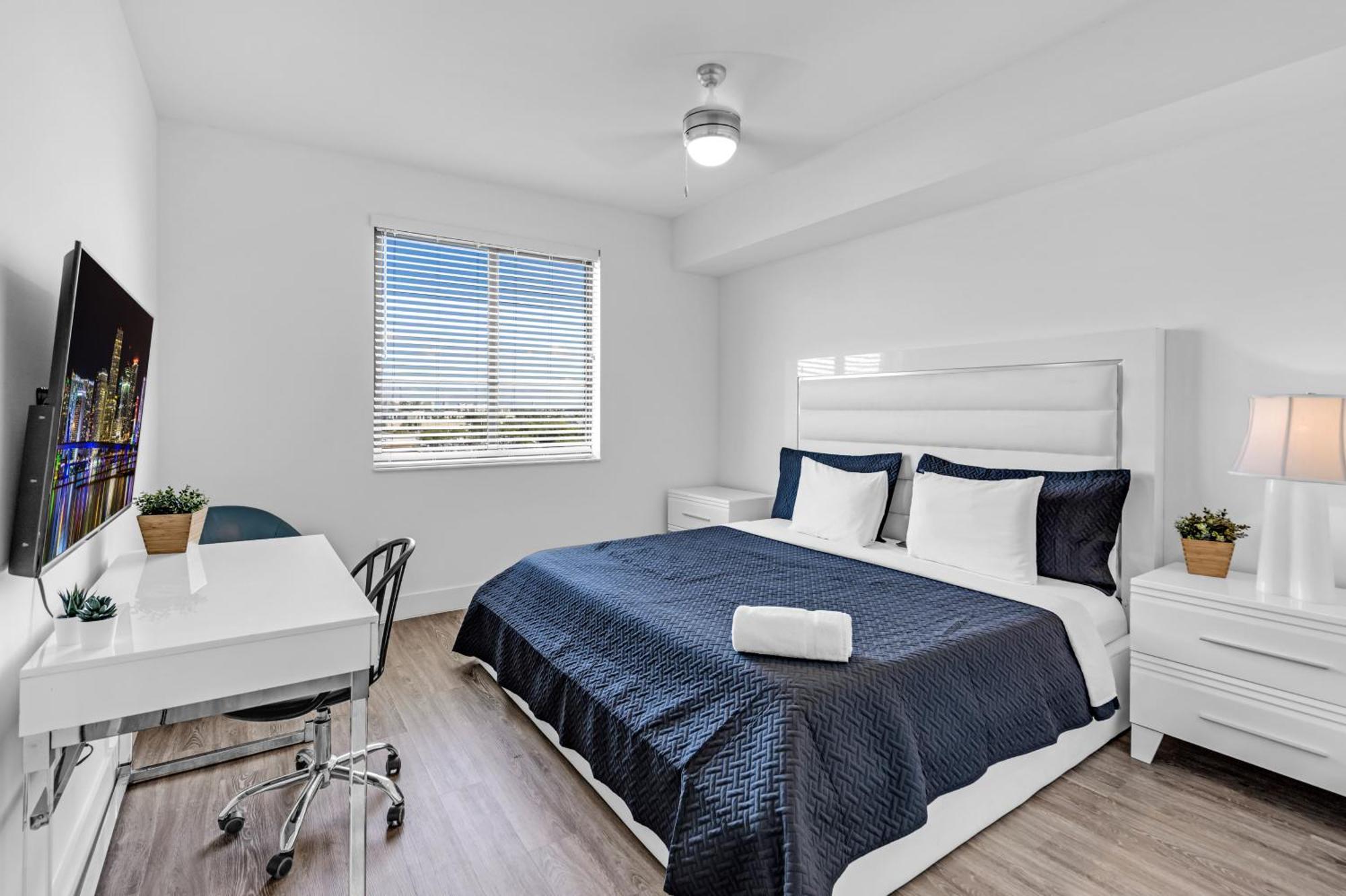 Amazing 2 Bedroom Unit In Doral Miami With Free Parking Hialeah Gardens Luaran gambar